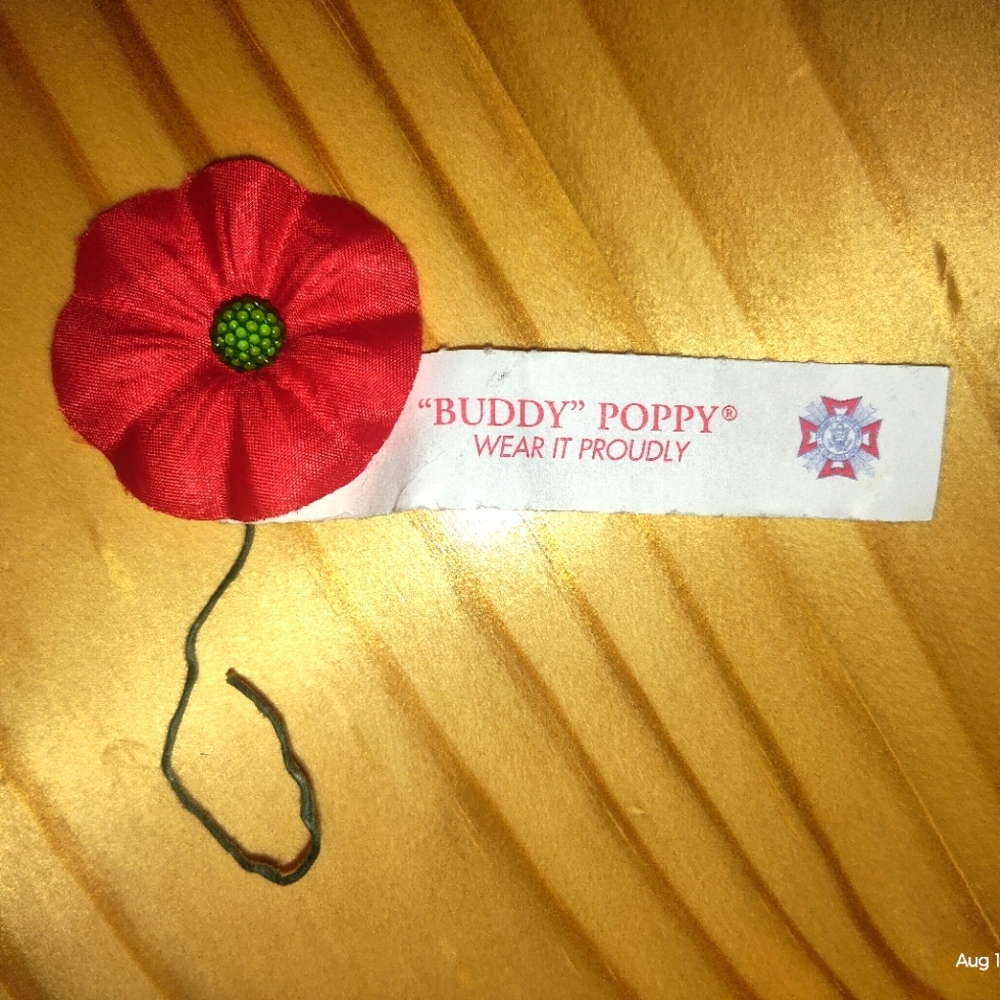 Vintage"Wear It Proudly" Buddy Poppy Flower Veterans Of Foreign War.